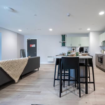 Standard Ensuite - Image 4
