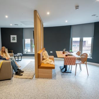 Premium Studio Plus, Standard Floors - Image 4