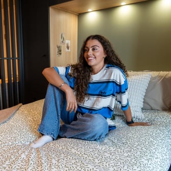Premium Studio, Standard Floors - Image 9