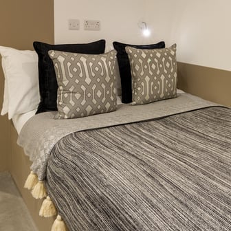 Classic Ensuite - Image 10