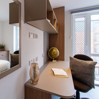 Premium Ensuite - Image 12