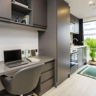 Premium Studio - Image 2