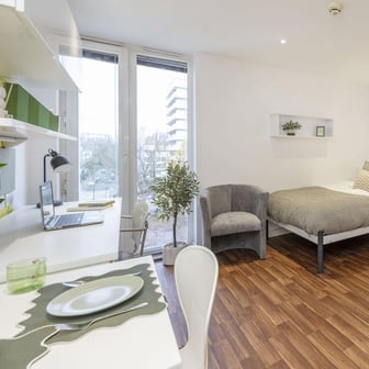 Premium Upper Floors - Image 2