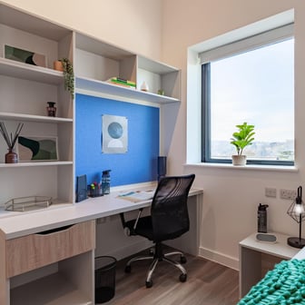 Premium Townhouse Ensuite - Image 1
