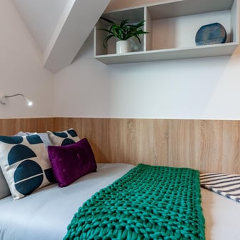 Premium Townhouse Ensuite - Image 3
