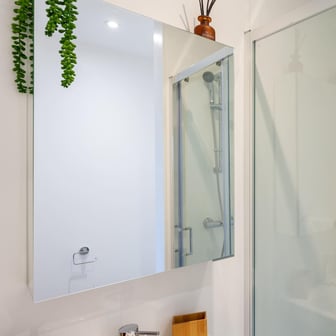Premium Townhouse Ensuite - Image 5