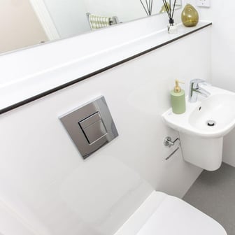 Deluxe Ensuite - Image 4