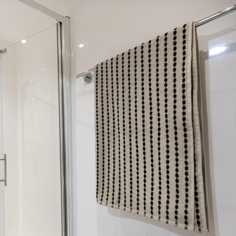 Classic Ensuite - Image 9