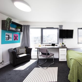 Gold Accessible Studio - Image 1