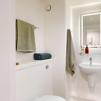 Premium Ensuite - Image 5