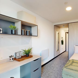 Classic Ensuite - Image 3