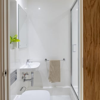 Classic Studio, Upper Floors - Image 6