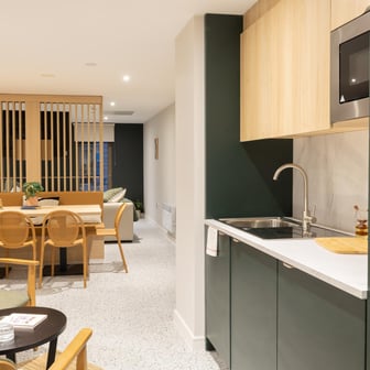 Classic Studio Plus, Standard Floors - Image 5
