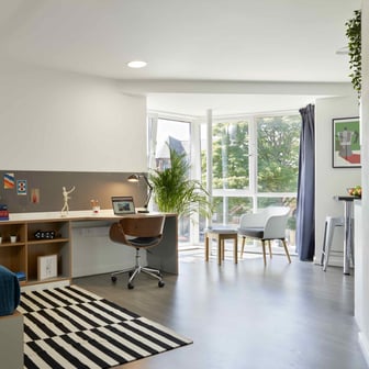 PLATINUM STUDIO
