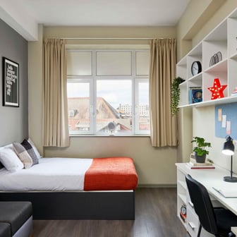 2679_central-point-premium-studio-0402