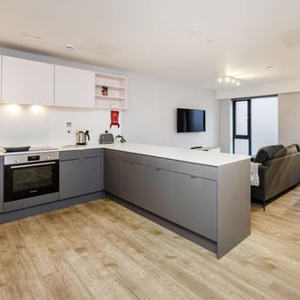 4 Bedroom Standard - Image 6