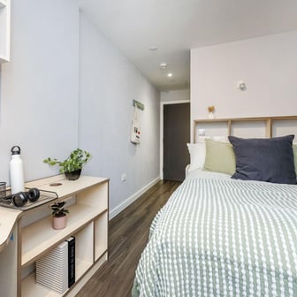 4 Bedroom Standard - Image 1