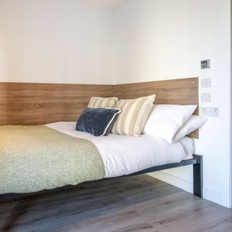 Premium Plus Ensuite - Image 3