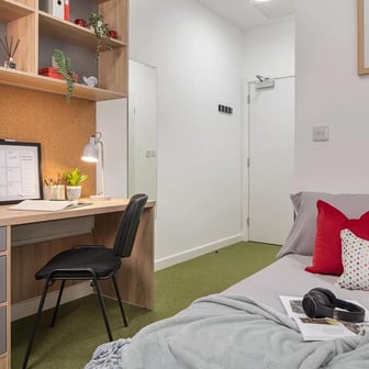 Standard Ensuite - Image 2