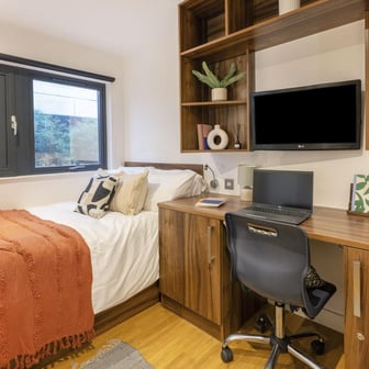 2 Bed Ensuite - Image 1