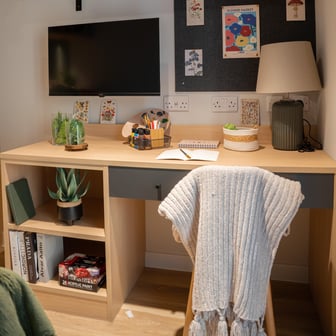 Classic Ensuite, Lower Tower - Image 8
