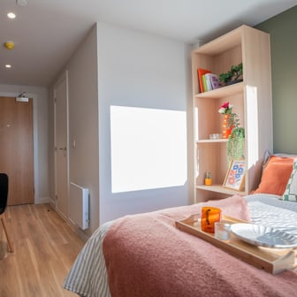 Classic Ensuite, Mid-Tower - Image 2