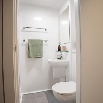 Classic Studio, Lower Tower - Image 6