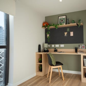 Premium (Accessible) Ensuite, Lower Tower - Image 5