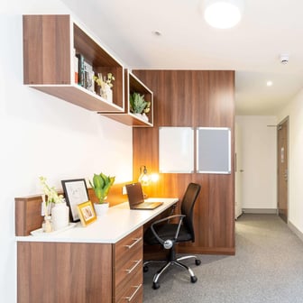 Standard Plus Ensuite - Image 4