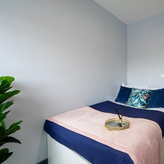 Silver Ensuite - Image 12