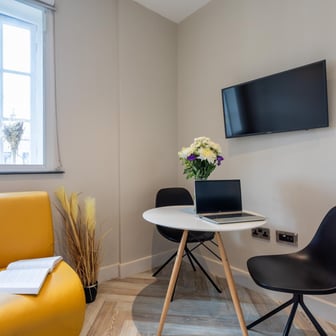 Gold 2 Bed Apartment - Image 4