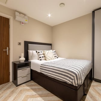 Gold 2 Bed Apartment - Image 1