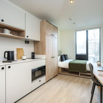 Premium Studio - Image 2