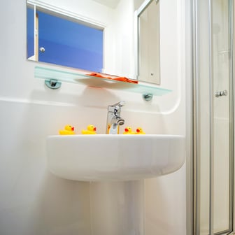 5 Bed Gold Ensuite - Image 8