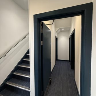Entryway annexe