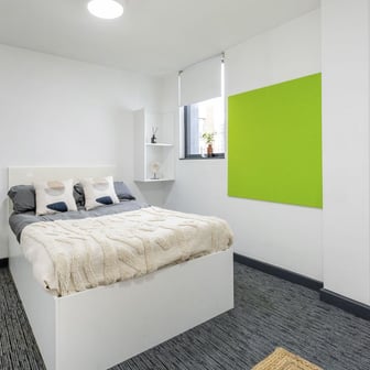 Premium Plus Ensuite - Image 2