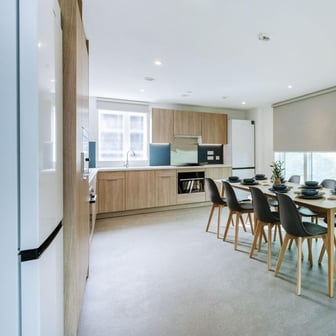 Classic Ensuite - Image 7