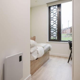Classic Ensuite - Image 3