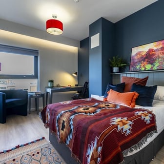 One Bedroom Apartment - Image 1