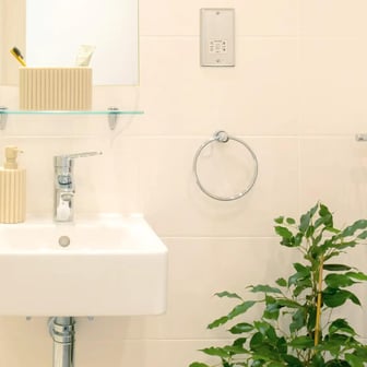 Club Ensuite - Image 4