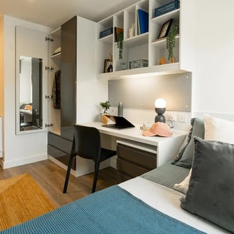 Luxe Ensuite - Image 1