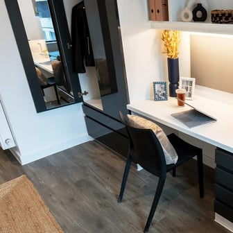 Luxe Ensuite - Image 3