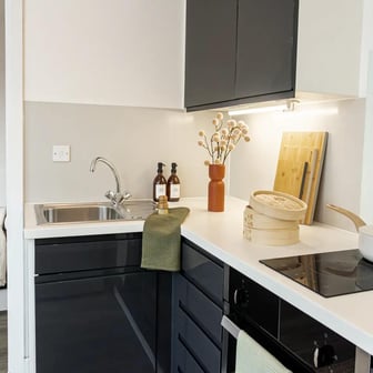 Two Bed Club Apartment - Image 1