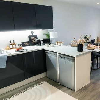 Club Ensuite - Image 4