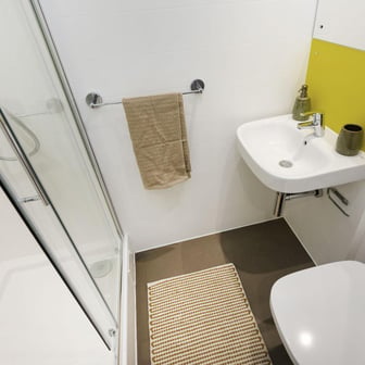 Classic Plus 5-6 Bed Ensuite - Image 7