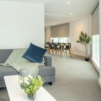 Classic Plus 5-6 Bed Ensuite - Image 10
