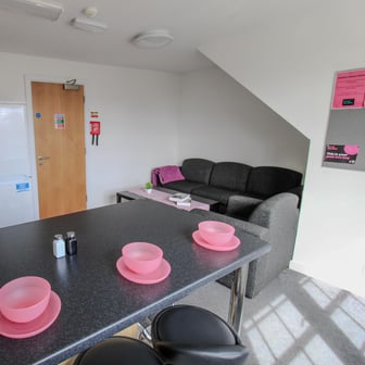 Ensuite - Platinum - Image 7
