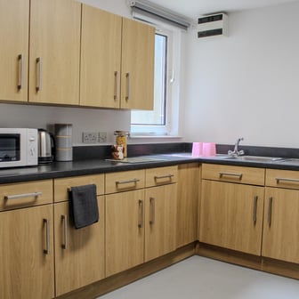 Ensuite - Silver - Image 10