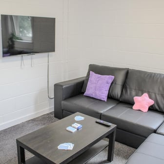 Ensuite - Silver - Image 13
