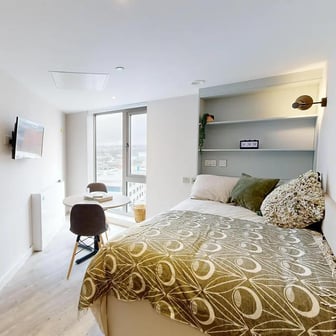 Premium Studio Accessible - Image 2